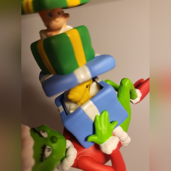 How the Grinch Stole Christmas - Keepsake Ornament - Picture 16 of 17